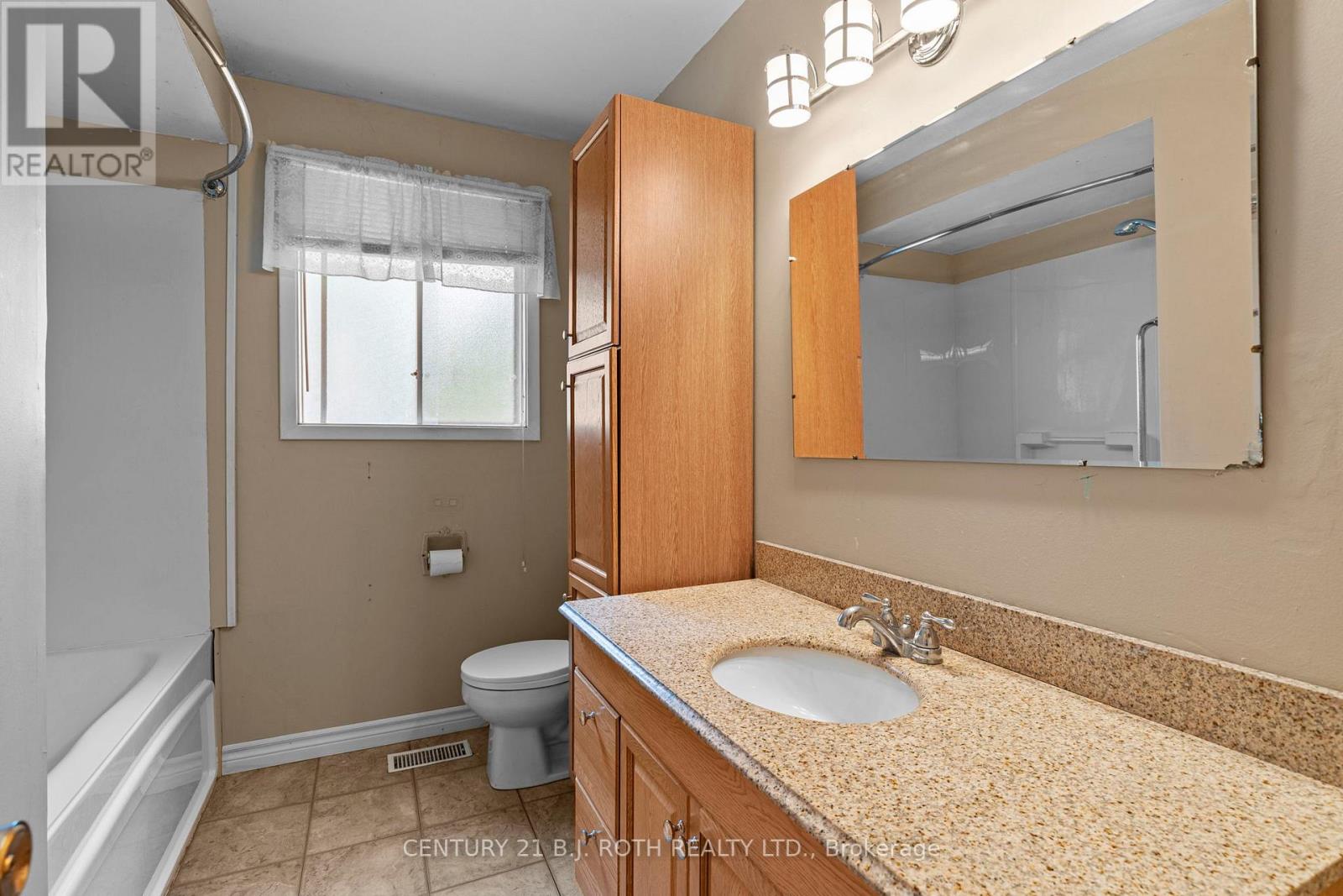 253 Rose Street, Barrie, Ontario  L4M 2T1 - Photo 23 - S13427808