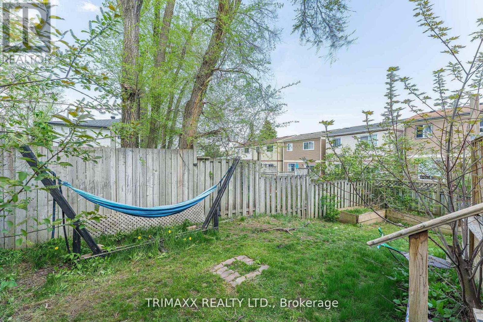 103 Robin Court, Barrie, Ontario  L4M 5L9 - Photo 38 - S13427922