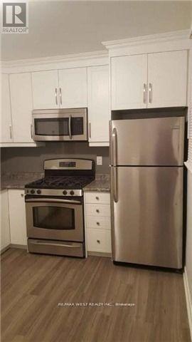 Upper - 78 Millicent Street, Toronto, Ontario  M6H 1W4 - Photo 5 - W13427906