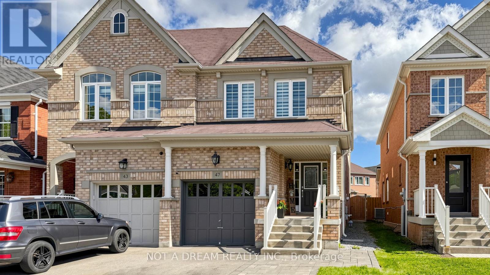 47 ACORN LANE, Bradford West Gwillimbury, Ontario