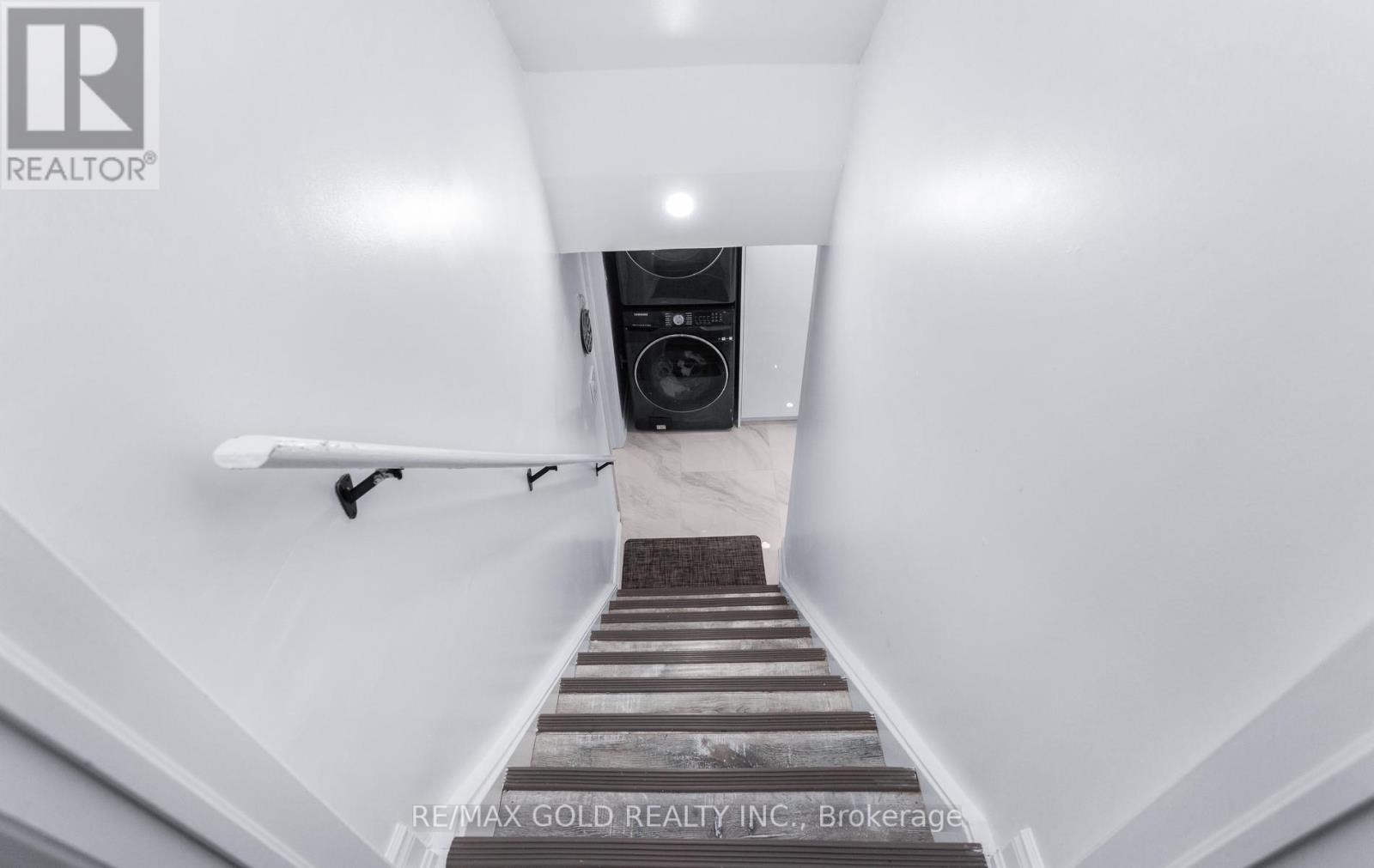 33 Nina Place, Brampton, Ontario  L7A 2E1 - Photo 41 - W13418294