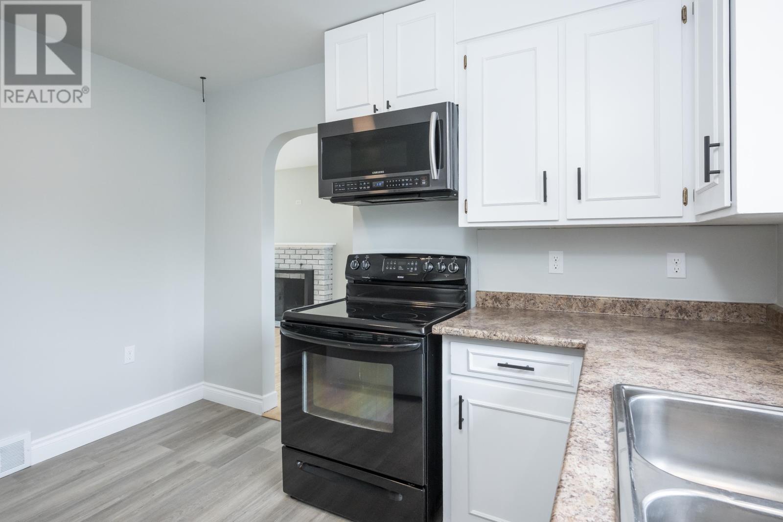 1830 Murray Ave, Thunder Bay, Ontario  P7E 5A8 - Photo 15 - TB2601419