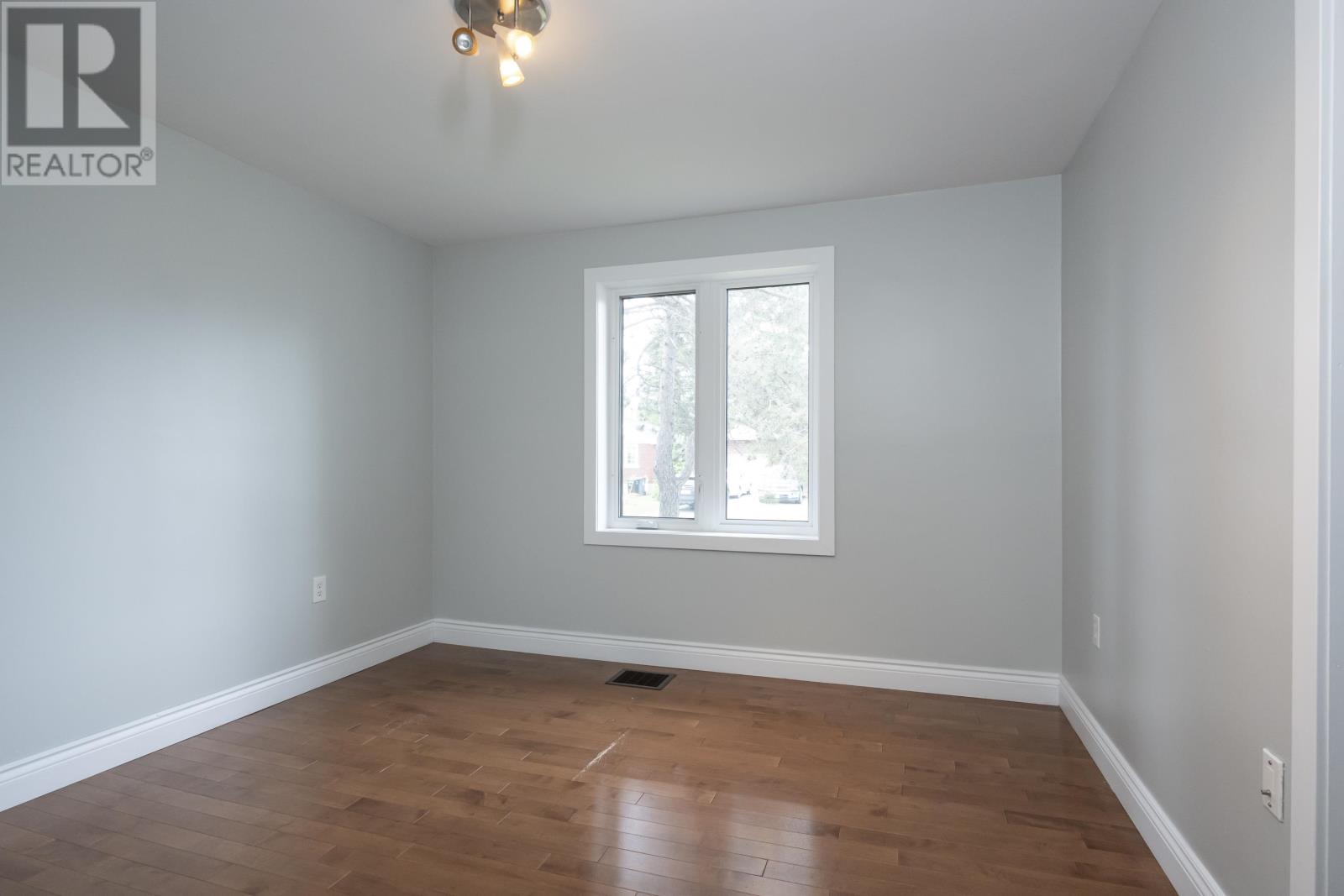 1830 Murray Ave, Thunder Bay, Ontario  P7E 5A8 - Photo 29 - TB2601419
