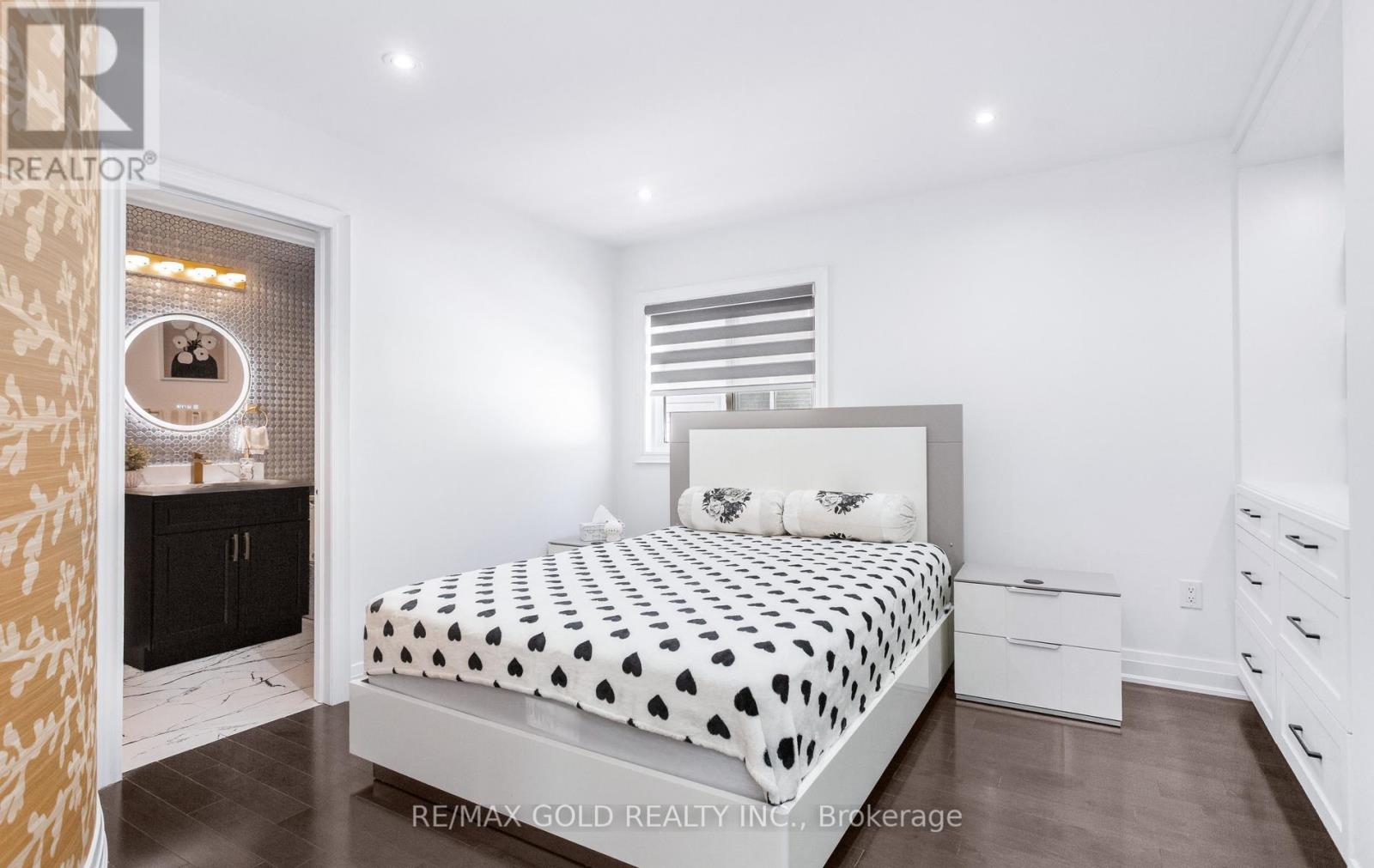 33 Nina Place, Brampton, Ontario  L7A 2E1 - Photo 34 - W13418294