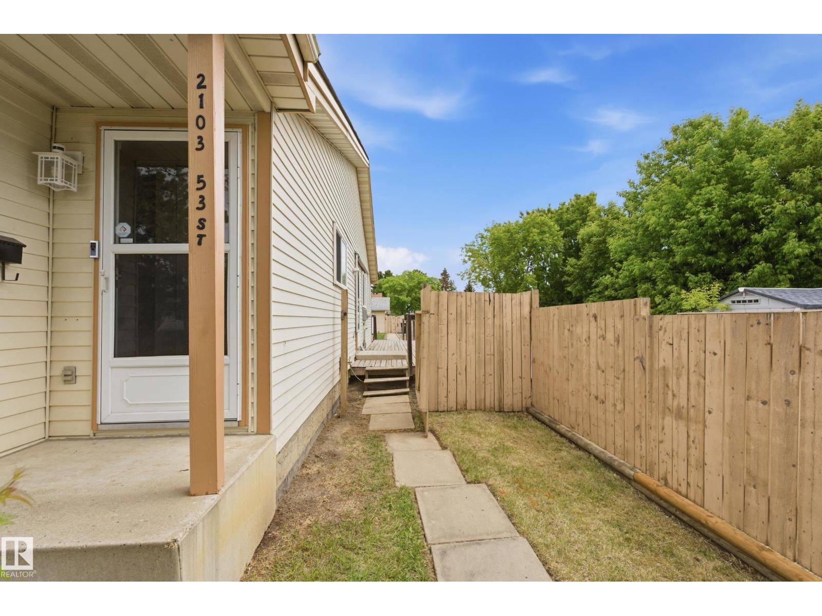 2103 53 St NW, Edmonton, Alberta  T6L 4T8 - Photo 4 - E4492833