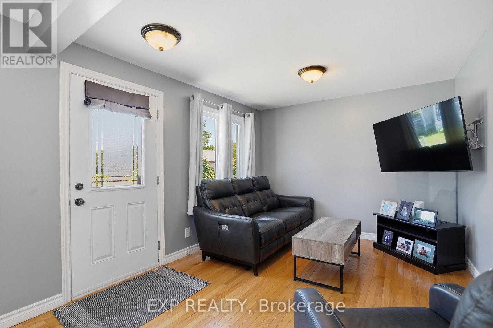 599 Victor Street, Clarence-Rockland, Ontario  K4K 1E5 - Photo 3 - X13428214