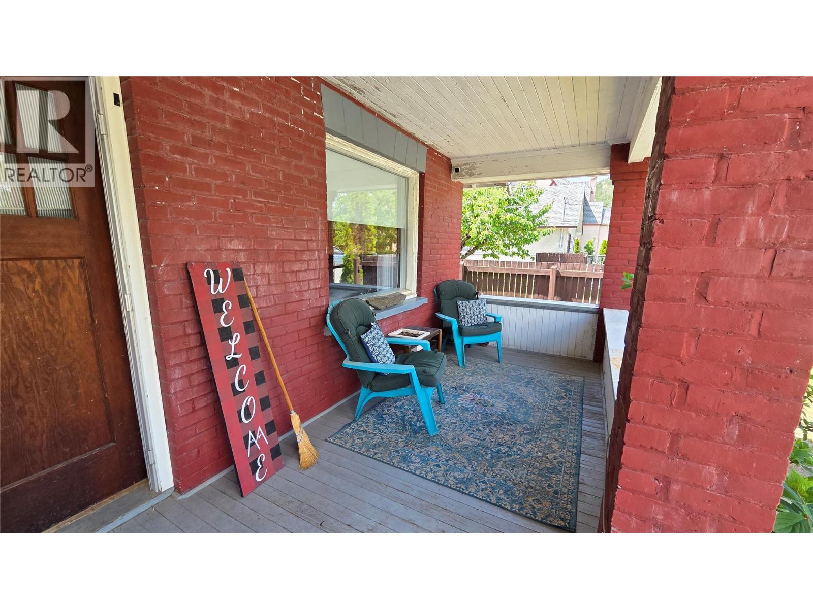 390 Binns Street, Trail, British Columbia V1R 3L1 - Photo 9 - 10390111