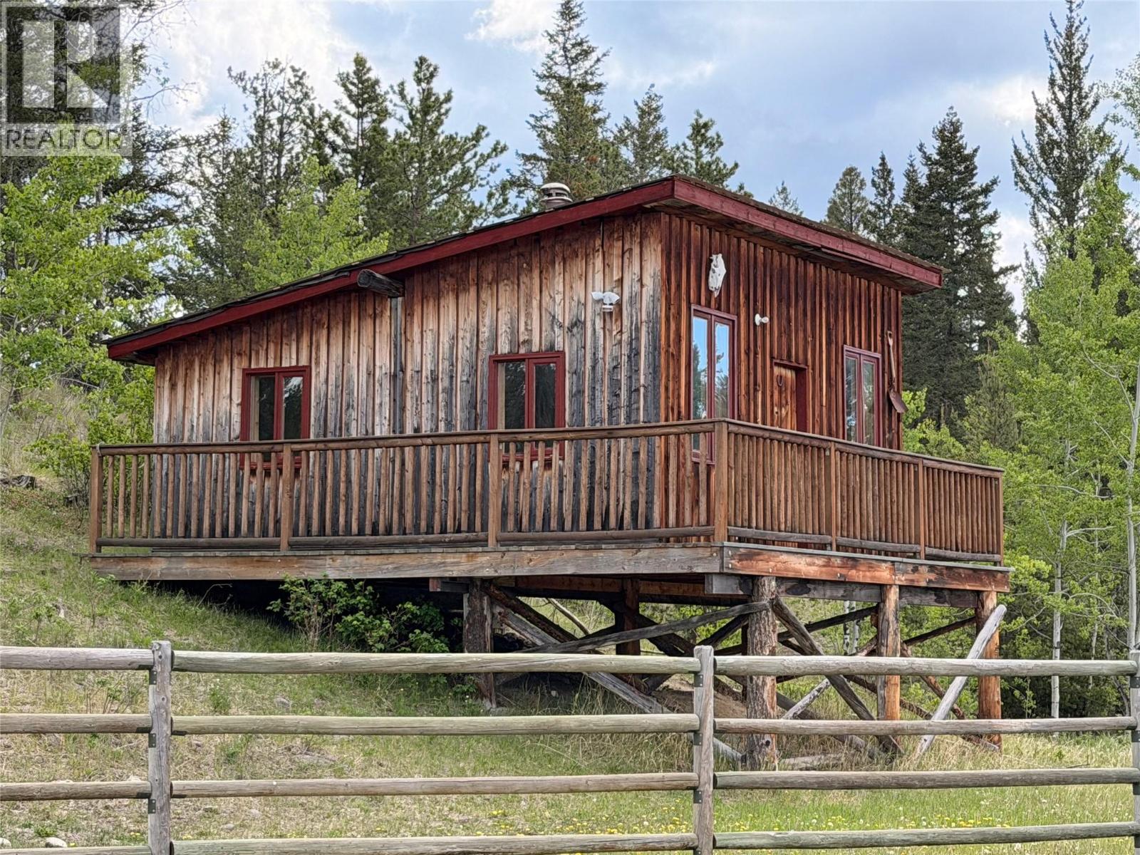 880 Isadore Road, Clinton, British Columbia V0K 1K0 - Photo 38 - 10390981