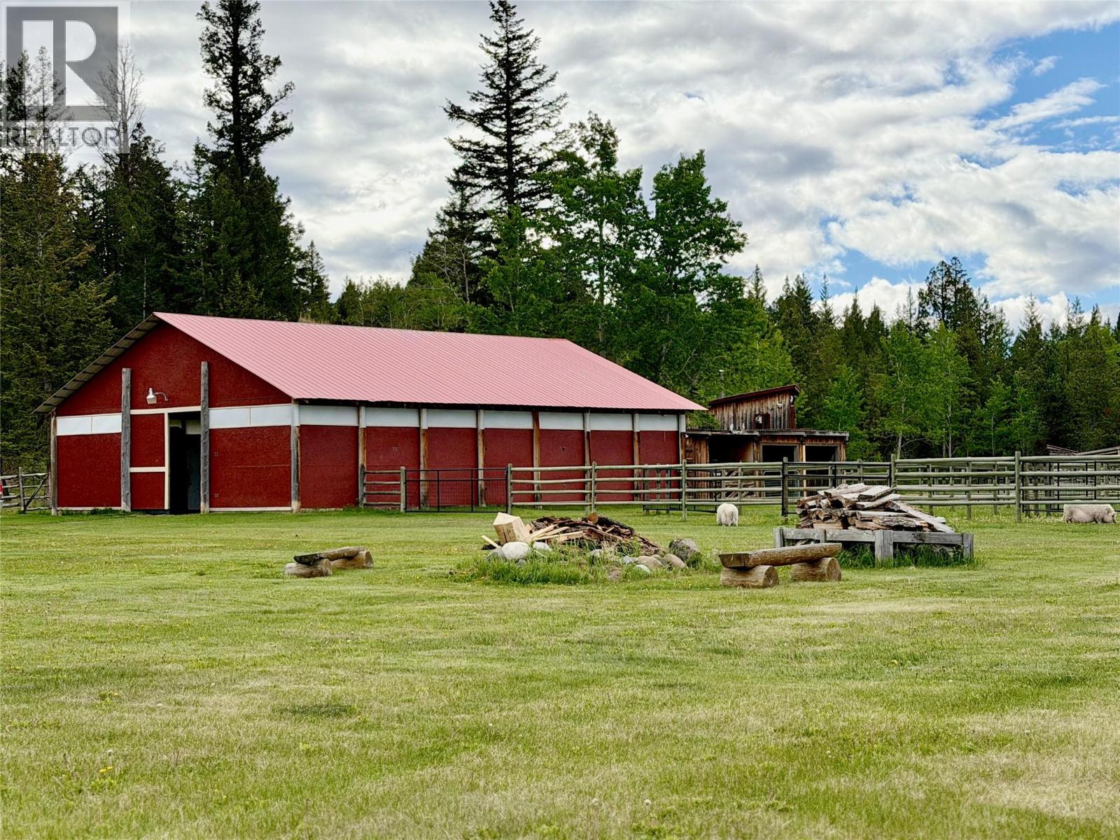 880 Isadore Road, Clinton, British Columbia V0K 1K0 - Photo 12 - 10390981