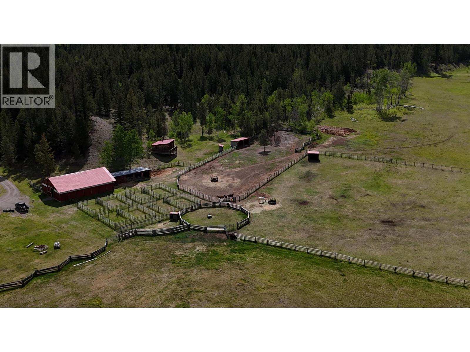880 Isadore Road, Clinton, British Columbia V0K 1K0 - Photo 10 - 10390981