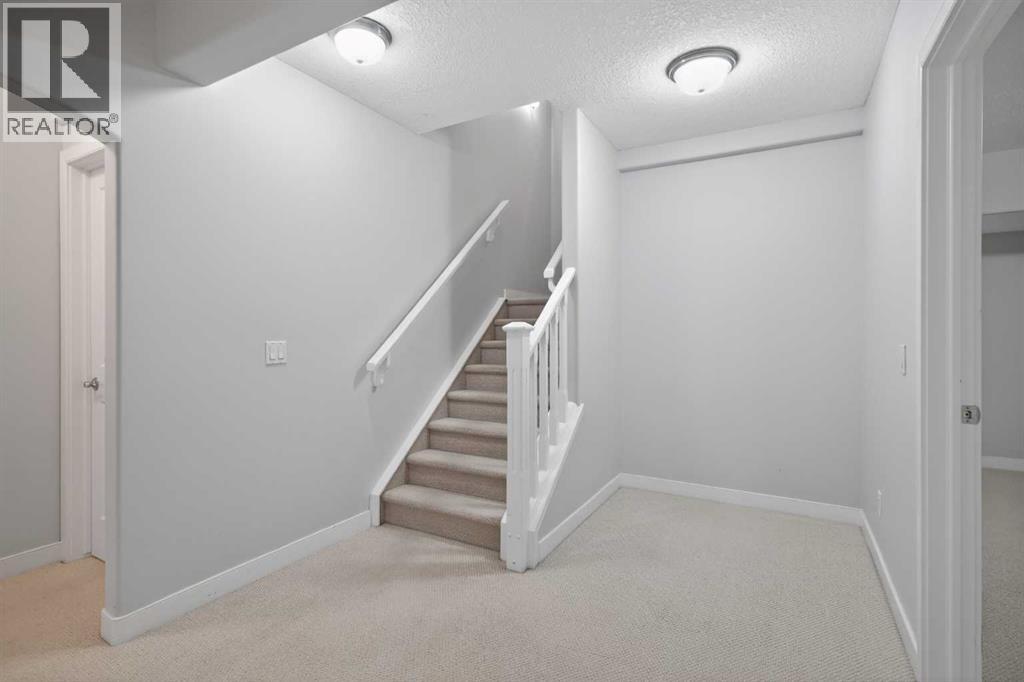 103 Bridle Estates Mews SW, Calgary, Alberta  T2A 6R1 - Photo 32 - A2319491