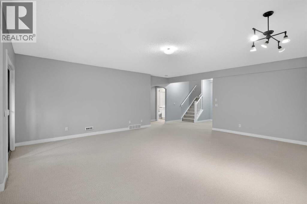 103 Bridle Estates Mews SW, Calgary, Alberta  T2A 6R1 - Photo 33 - A2319491