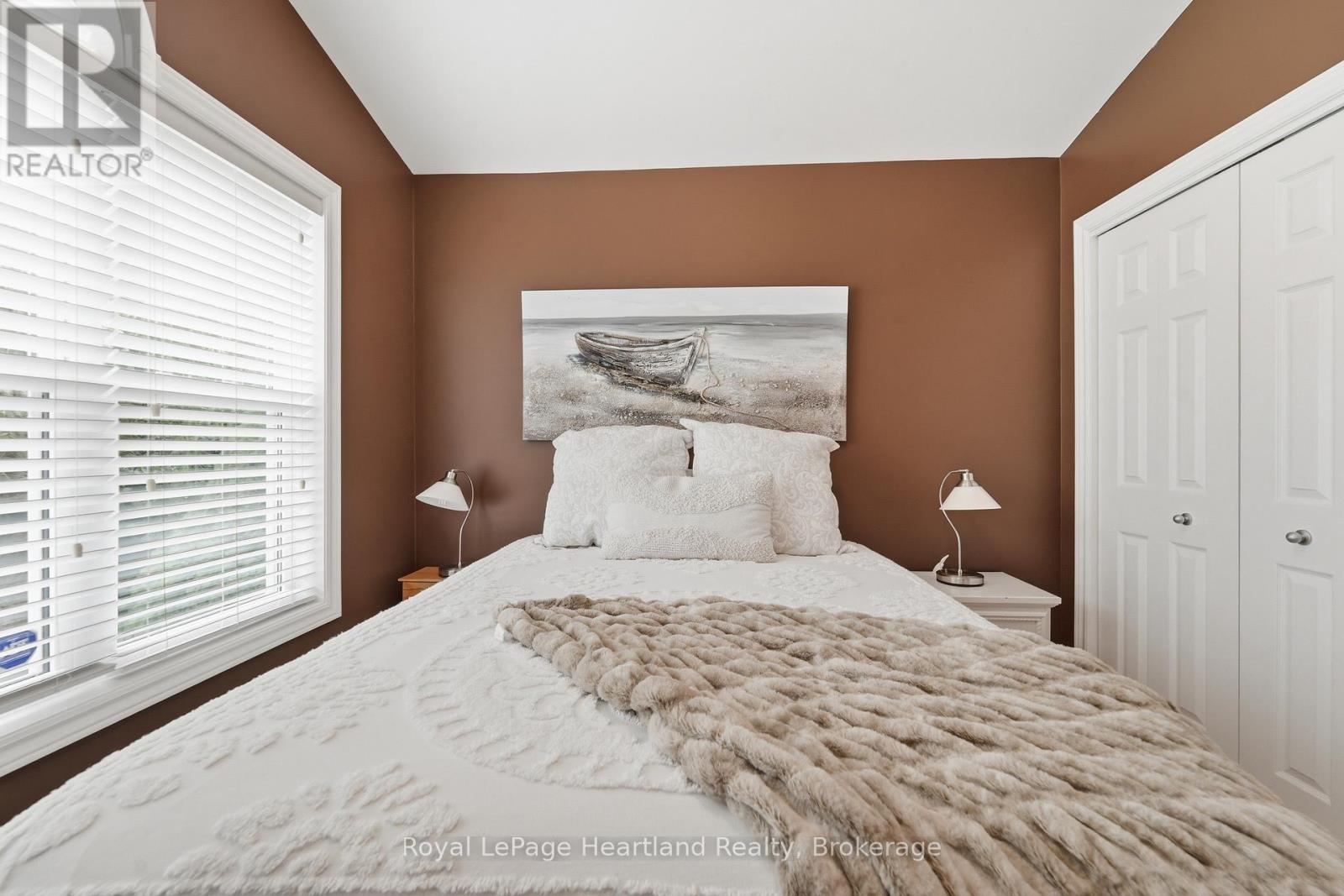 35095 Old River Road N, Bluewater (Bayfield), Ontario  N0M 1G0 - Photo 13 - X13428106