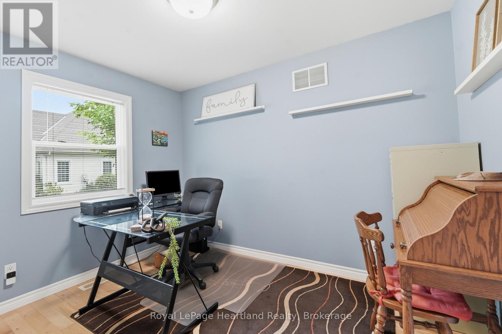 35095 Old River Road N, Bluewater (Bayfield), Ontario  N0M 1G0 - Photo 16 - X13428106