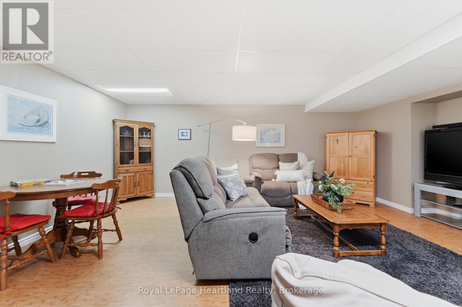 35095 Old River Road N, Bluewater (Bayfield), Ontario  N0M 1G0 - Photo 28 - X13428106