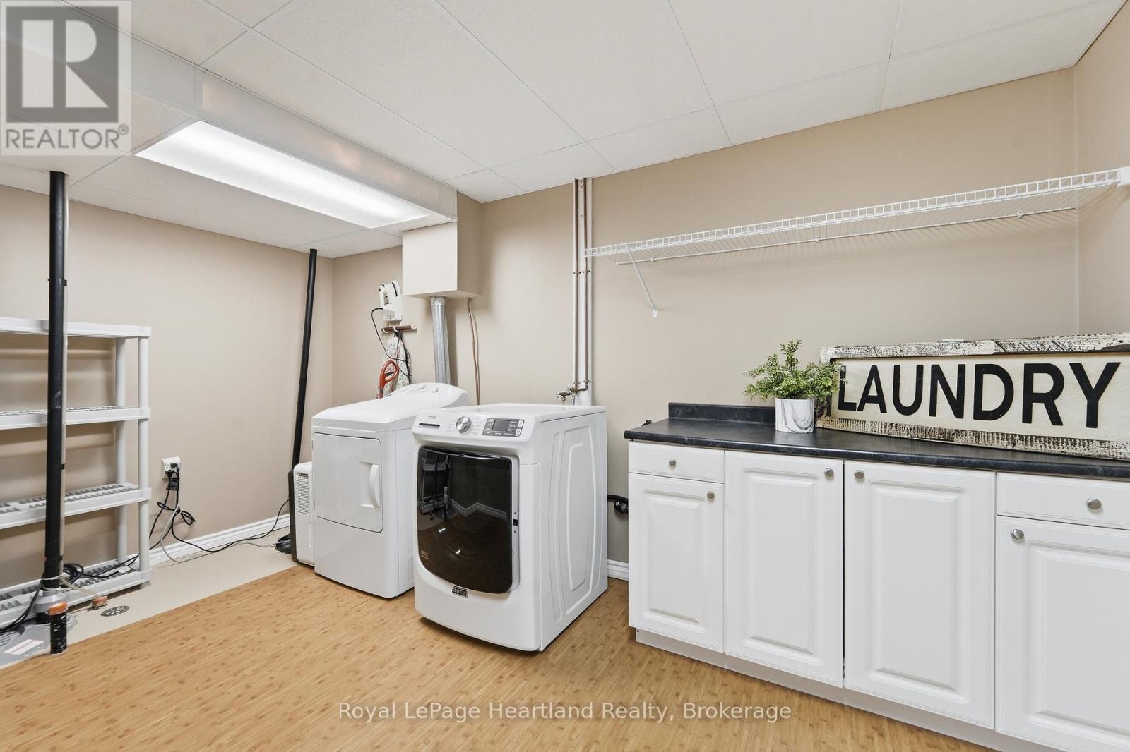 35095 Old River Road N, Bluewater (Bayfield), Ontario  N0M 1G0 - Photo 34 - X13428106