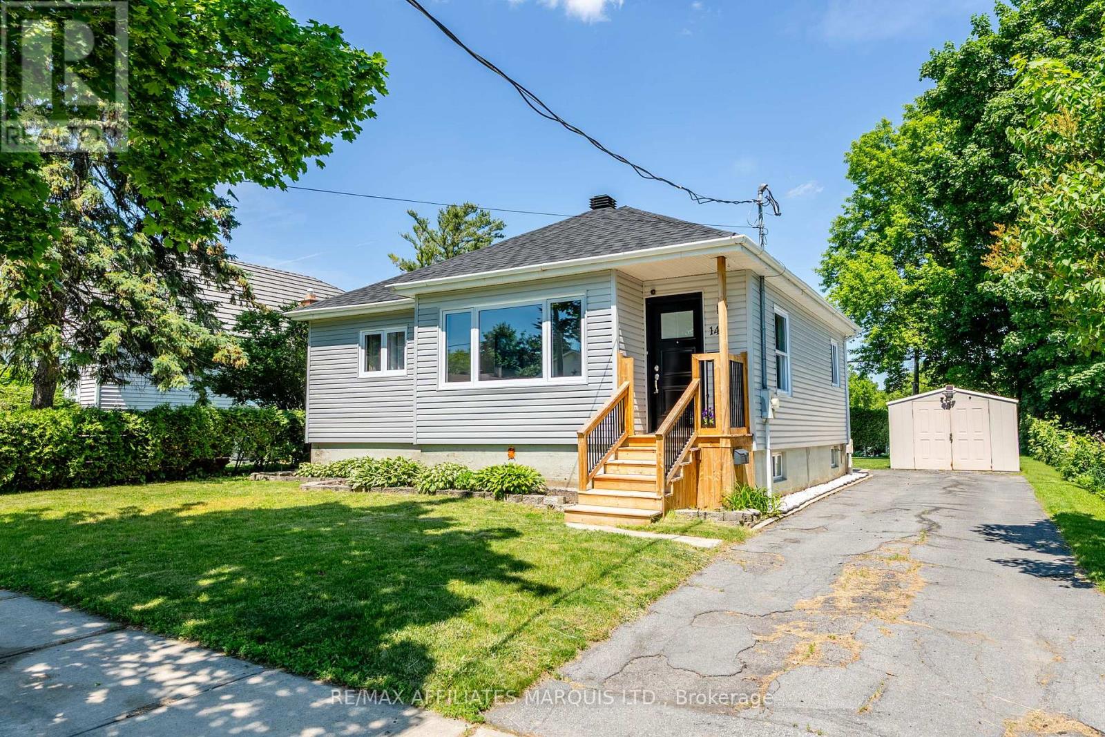 14 DUNBAR AVENUE, Cornwall, Ontario