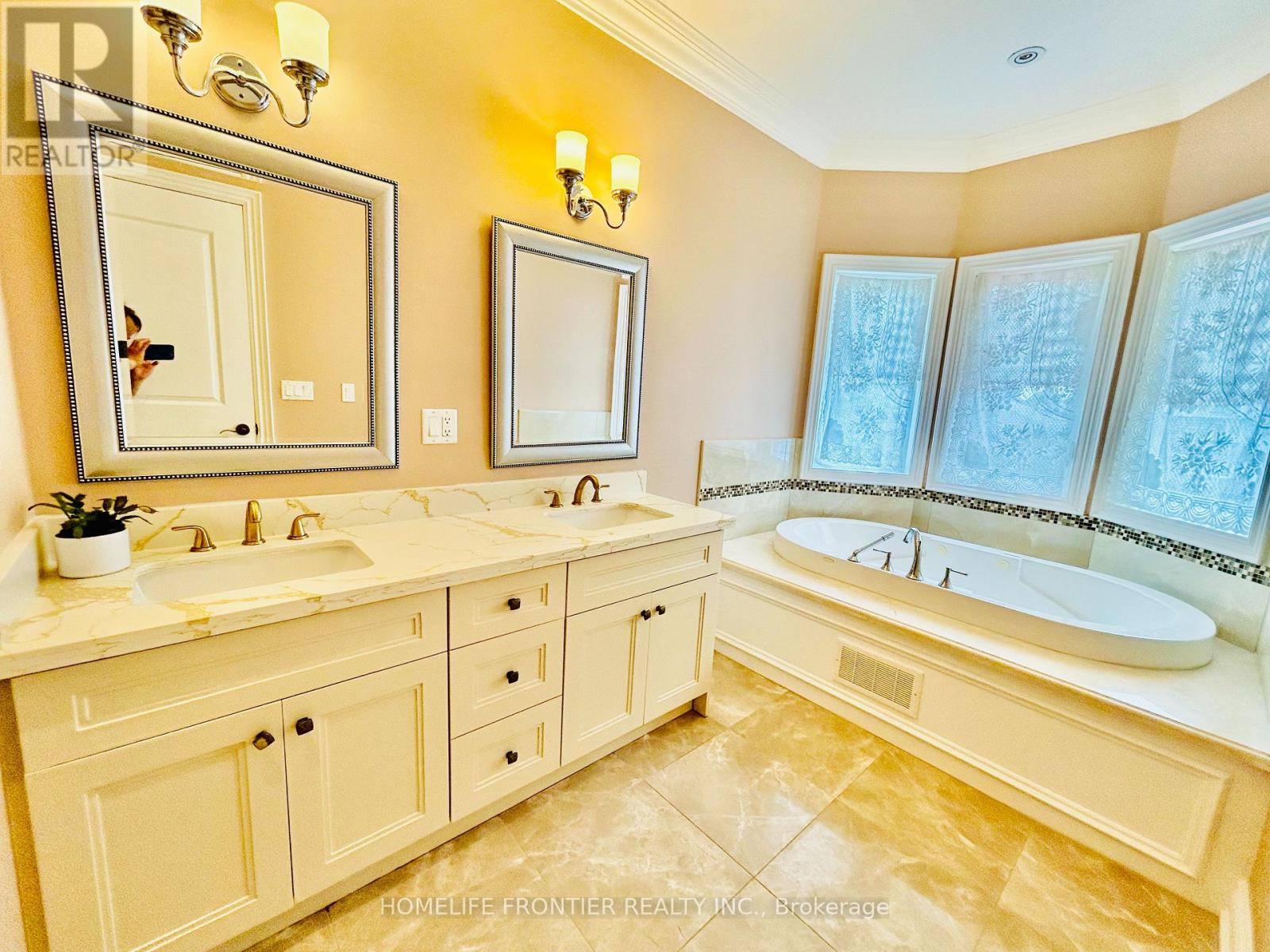 183 Finch Avenue E, Toronto, Ontario  M2N 4R8 - Photo 22 - C13272530