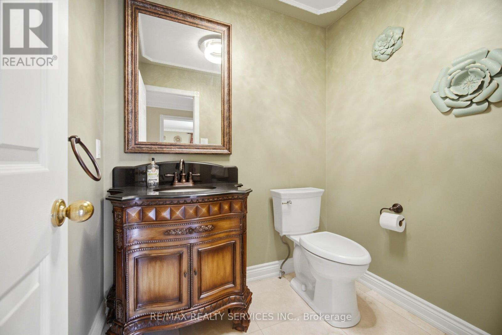 36 Shadywood Road, Brampton, Ontario  L6Z 4M1 - Photo 16 - W13423420