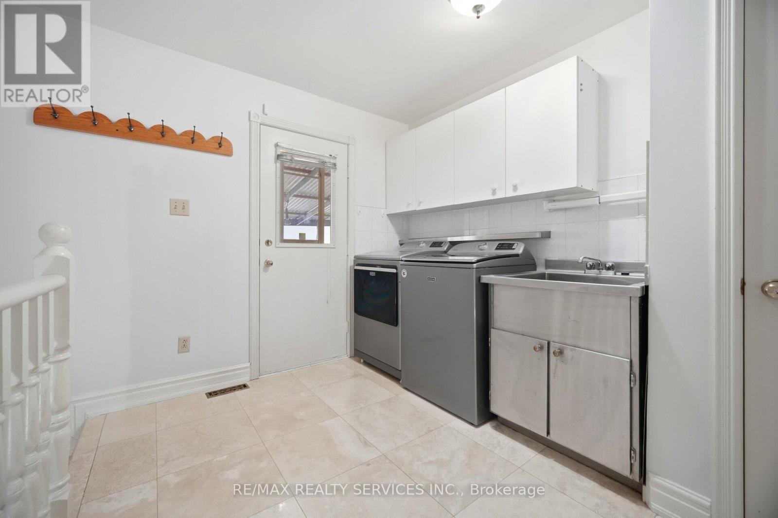36 Shadywood Road, Brampton, Ontario  L6Z 4M1 - Photo 17 - W13423420