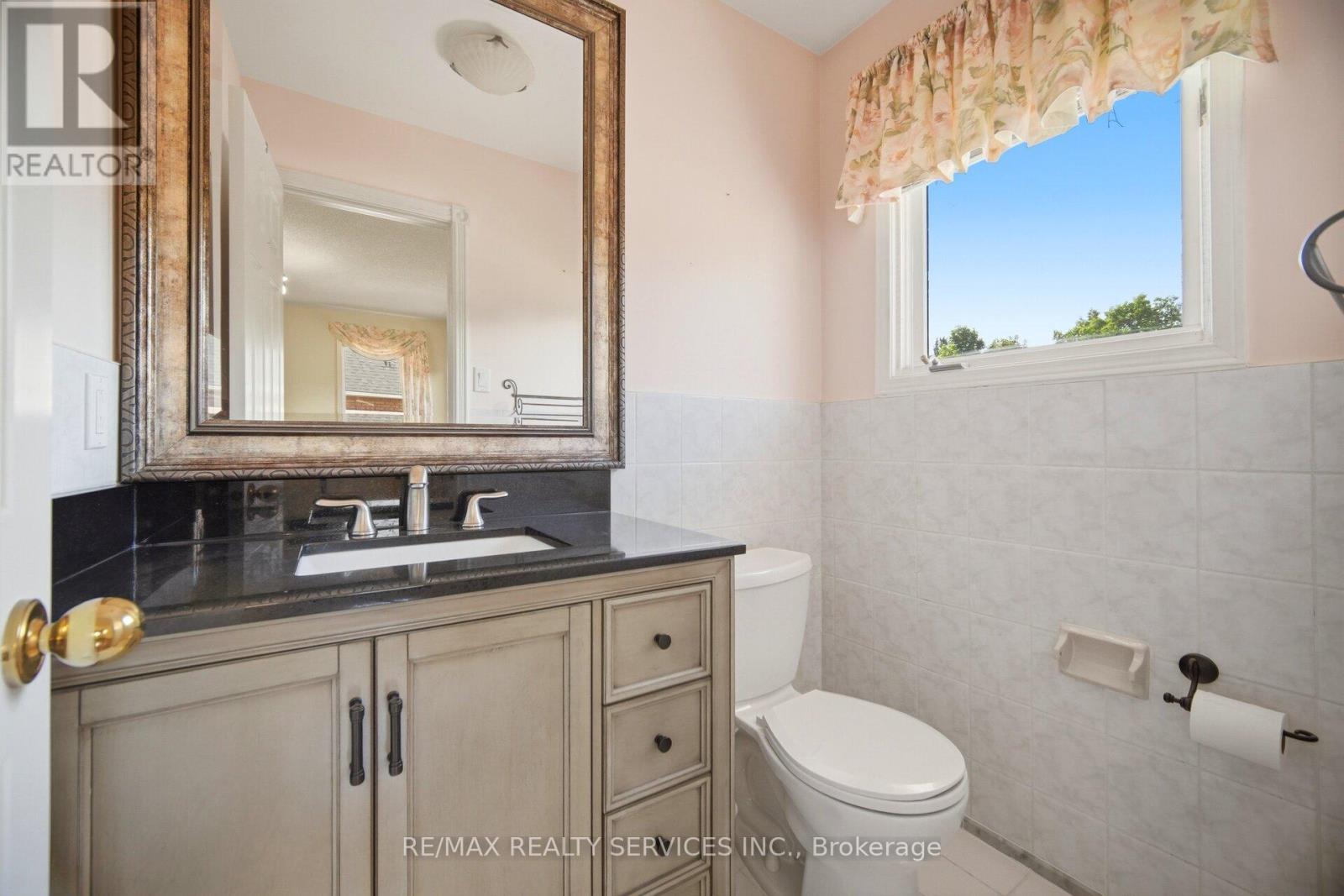 36 Shadywood Road, Brampton, Ontario  L6Z 4M1 - Photo 25 - W13423420
