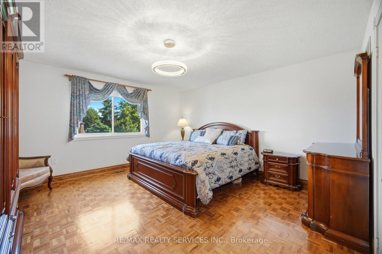 36 Shadywood Road, Brampton, Ontario  L6Z 4M1 - Photo 26 - W13423420