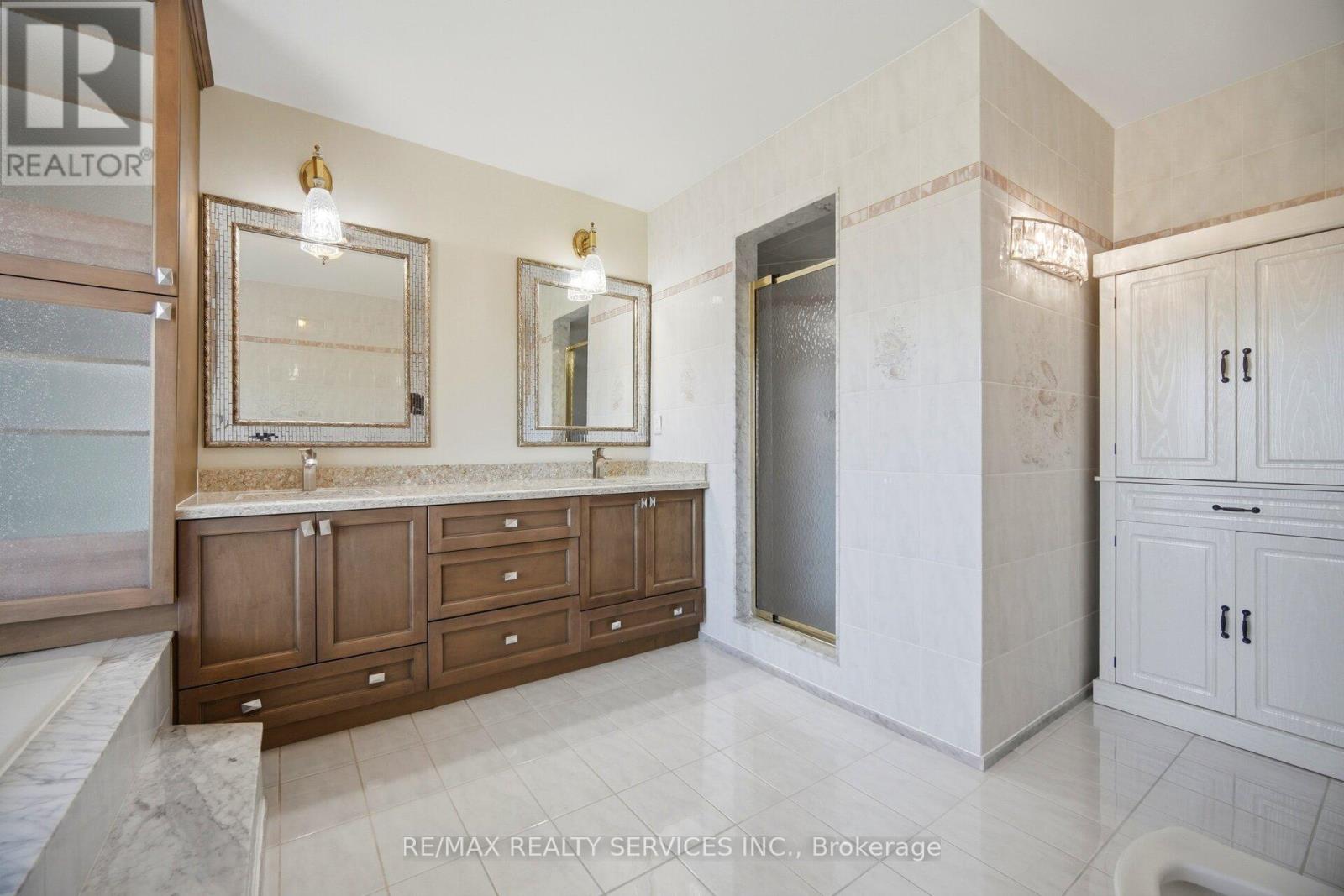 36 Shadywood Road, Brampton, Ontario  L6Z 4M1 - Photo 23 - W13423420