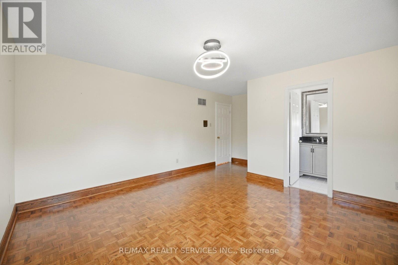 36 Shadywood Road, Brampton, Ontario  L6Z 4M1 - Photo 24 - W13423420
