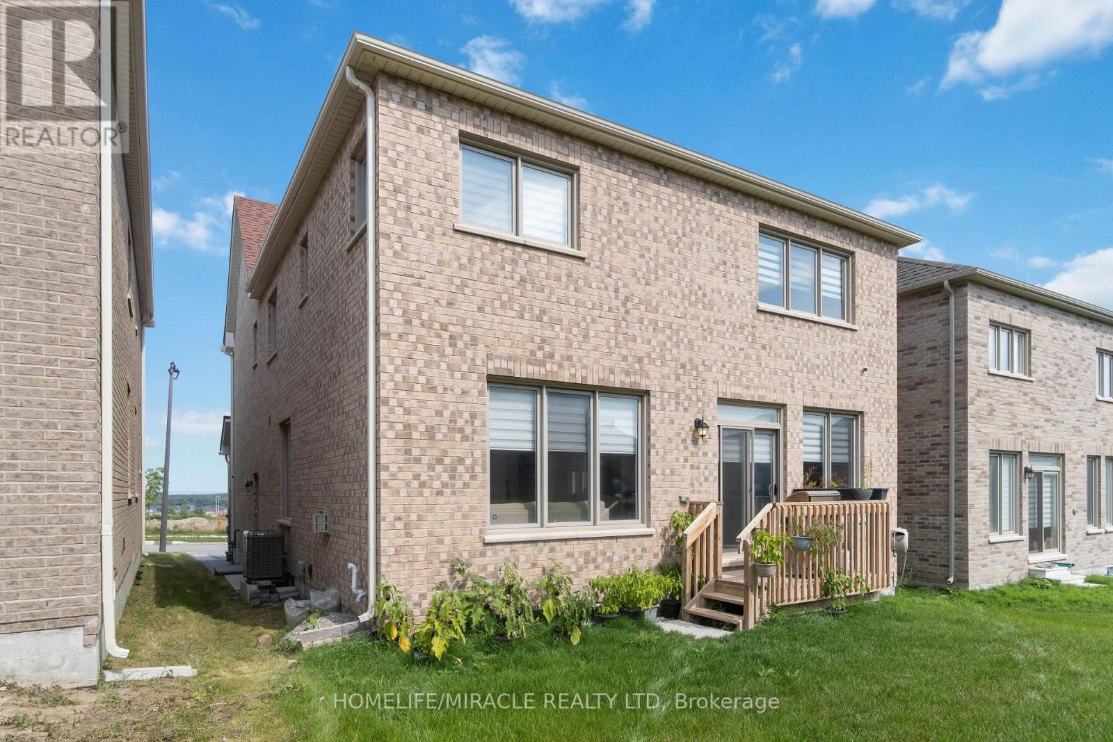 25 Pear Blossom Way, East Gwillimbury, Ontario  L9N 0T3 - Photo 46 - N13427390