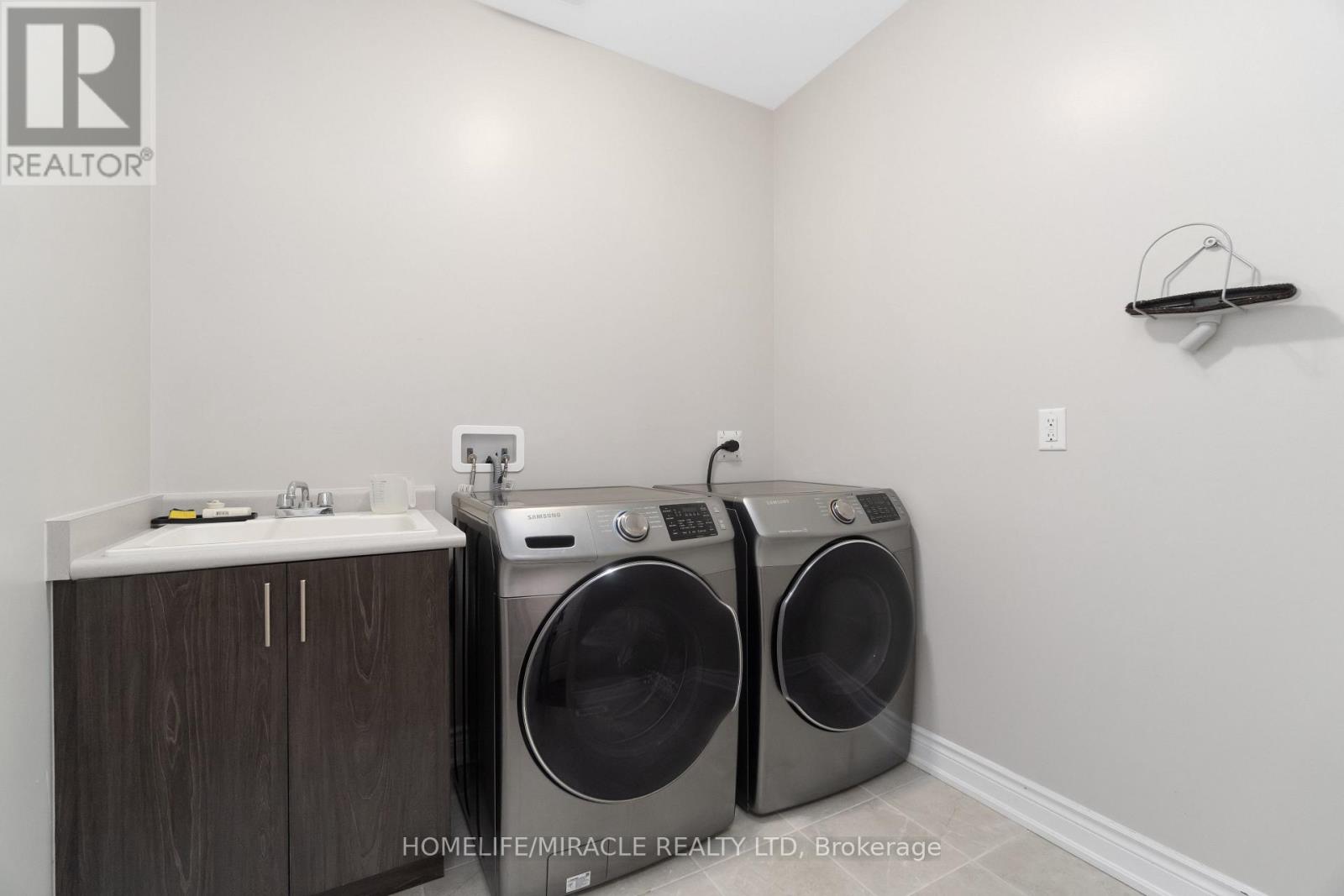 25 Pear Blossom Way, East Gwillimbury, Ontario  L9N 0T3 - Photo 22 - N13427390