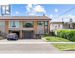 7 DAYSTROM DRIVE, Toronto, Ontario