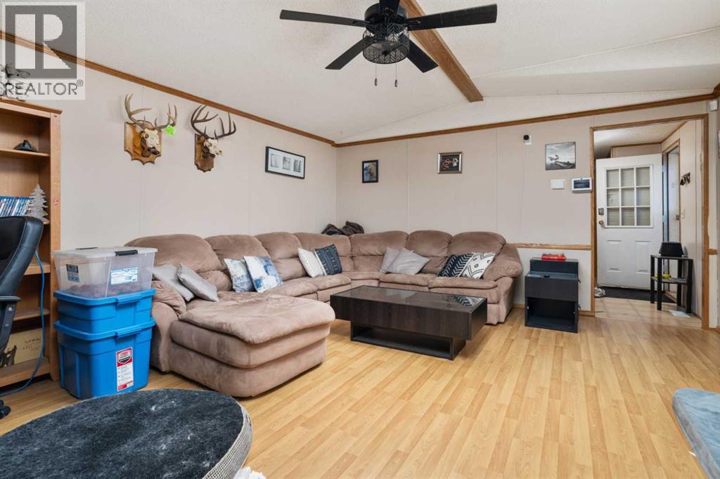 5233 47 Street, Camrose, Alberta  T4V 1K3 - Photo 2 - A2314515