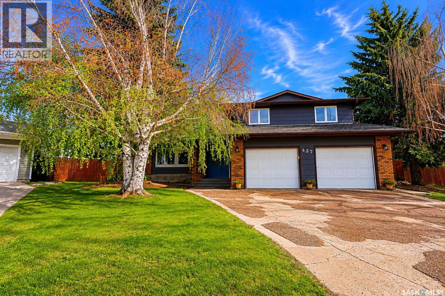 837 Conroy Place, Prince Albert, Saskatchewan S6V 6Y7 - Photo 4 - SK038992