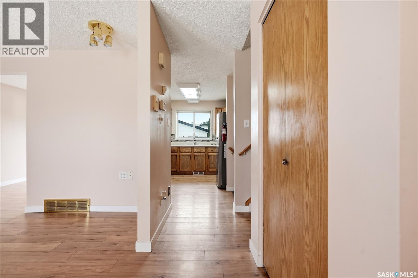 534 Nesbitt Lane, Saskatoon, Saskatchewan  S7L 6K9 - Photo 6 - SK038977