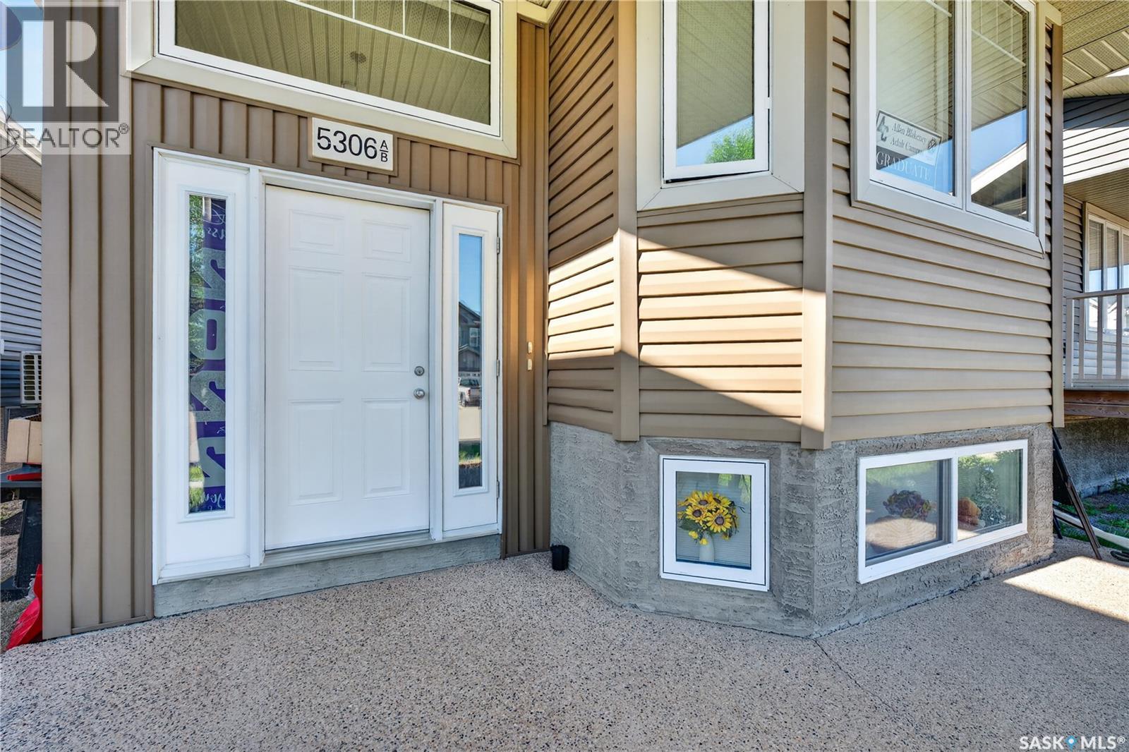 5306 Universal Crescent, Regina, Saskatchewan  S4W 0K7 - Photo 3 - SK038875