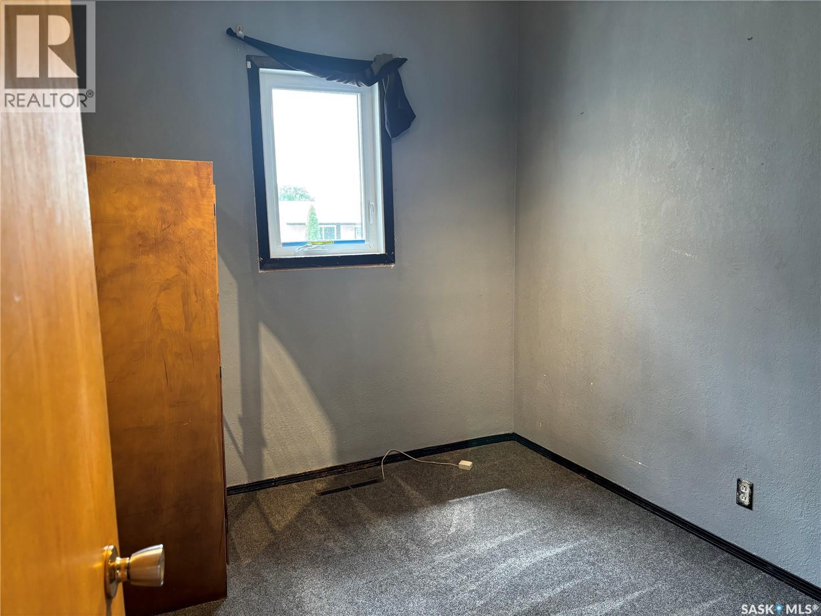 1012 Stadacona Street E, Moose Jaw, Saskatchewan  S6H 0K9 - Photo 30 - SK038841