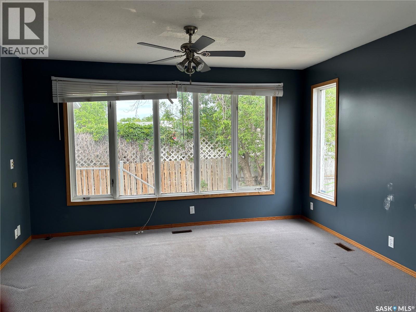 1012 Stadacona Street E, Moose Jaw, Saskatchewan  S6H 0K9 - Photo 4 - SK038841