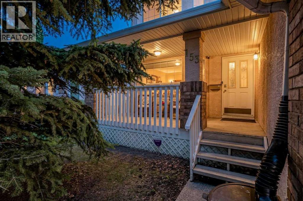 153 Mountain Park Drive SE, Calgary, Alberta  T2Z 2J9 - Photo 2 - A2319753