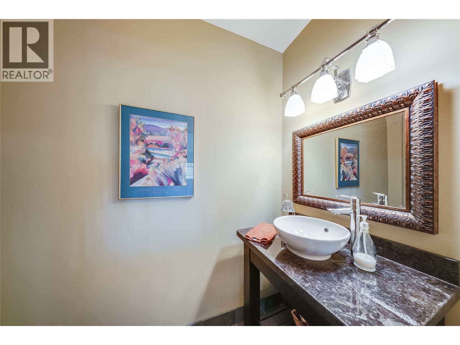1009 Silvertip Road, Rossland, British Columbia  V0G 1Y0 - Photo 28 - 10388381