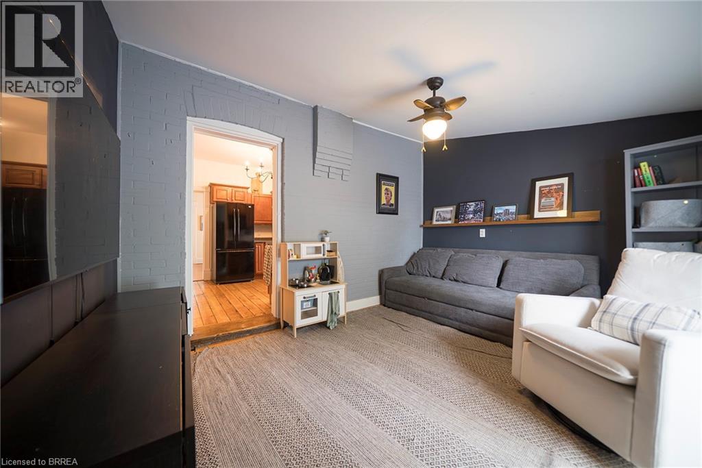 22 Lawrence Street, Brantford, Ontario  N3R 1A7 - Photo 10 - 40838297