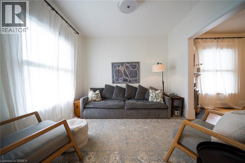 22 Lawrence Street, Brantford, Ontario  N3R 1A7 - Photo 3 - 40838297