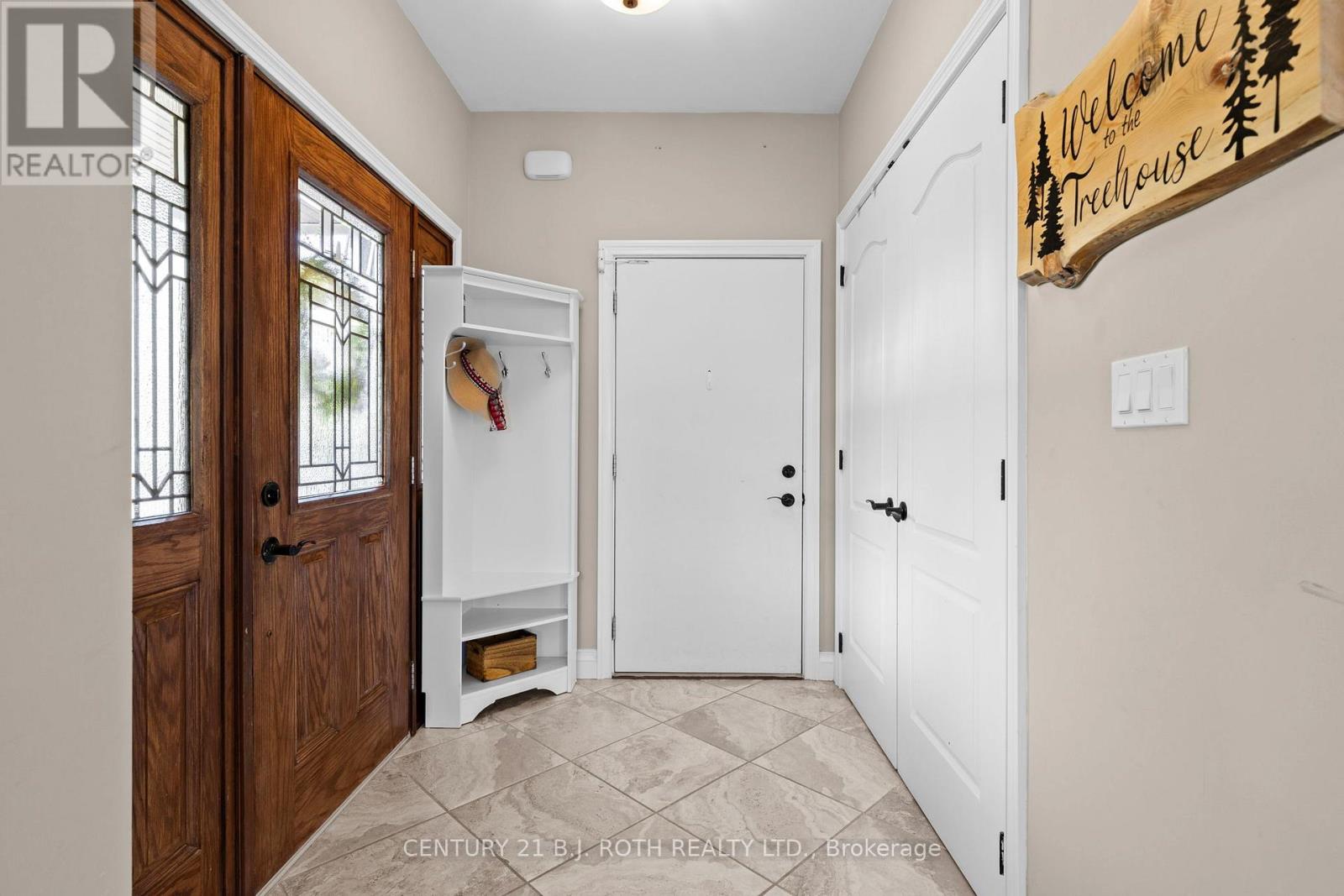 7 Pine Point, Oro-Medonte, Ontario  L4M 4Y8 - Photo 6 - S13428208