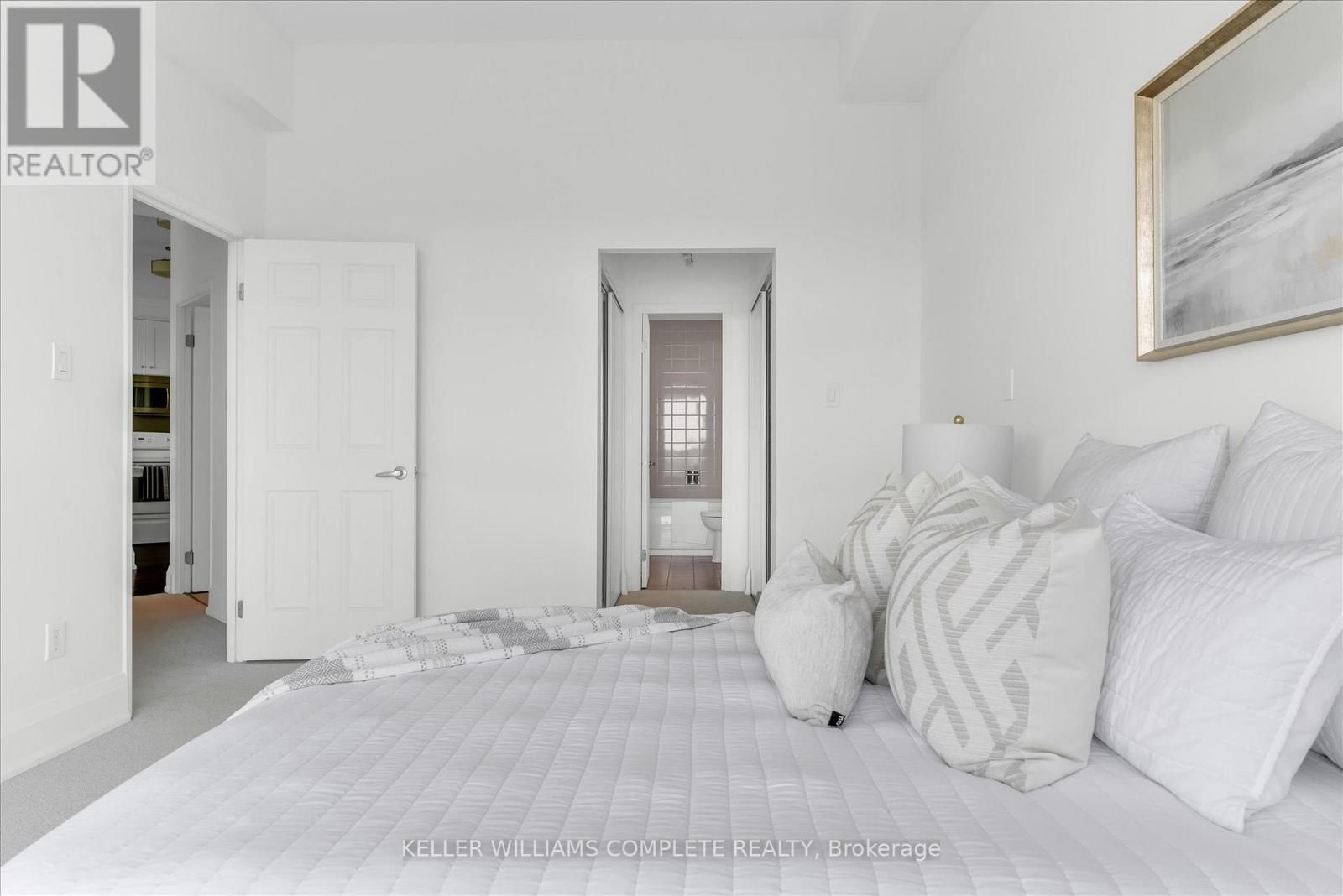 811 - 2511 Lakeshore Road W, Oakville, Ontario  L6L 6L9 - Photo 17 - W13427990