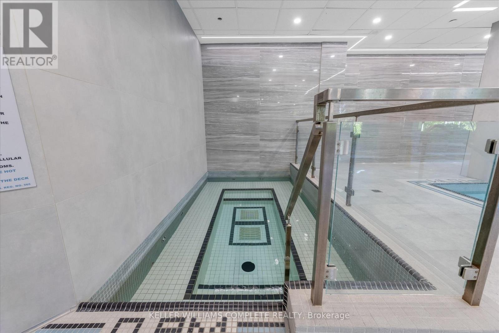 811 - 2511 Lakeshore Road W, Oakville, Ontario  L6L 6L9 - Photo 26 - W13427990