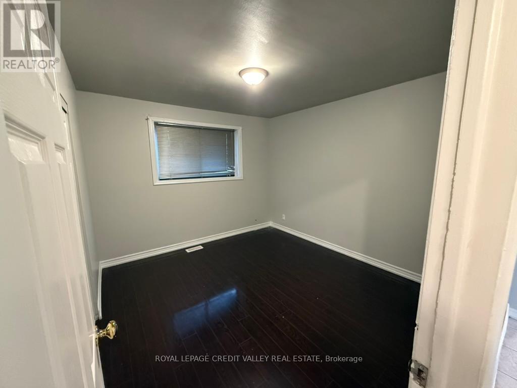 116 Taysham Crescent, Toronto, Ontario  M9V 1X3 - Photo 10 - W13428082