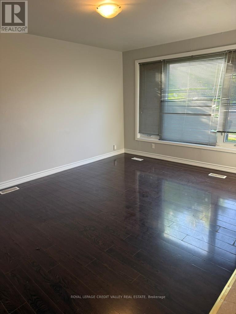 116 Taysham Crescent, Toronto, Ontario  M9V 1X3 - Photo 6 - W13428082