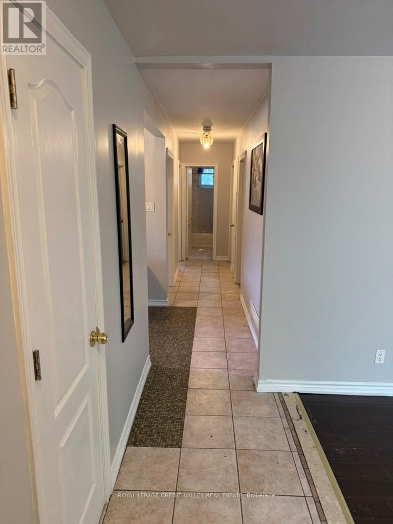 116 Taysham Crescent, Toronto, Ontario  M9V 1X3 - Photo 9 - W13428082