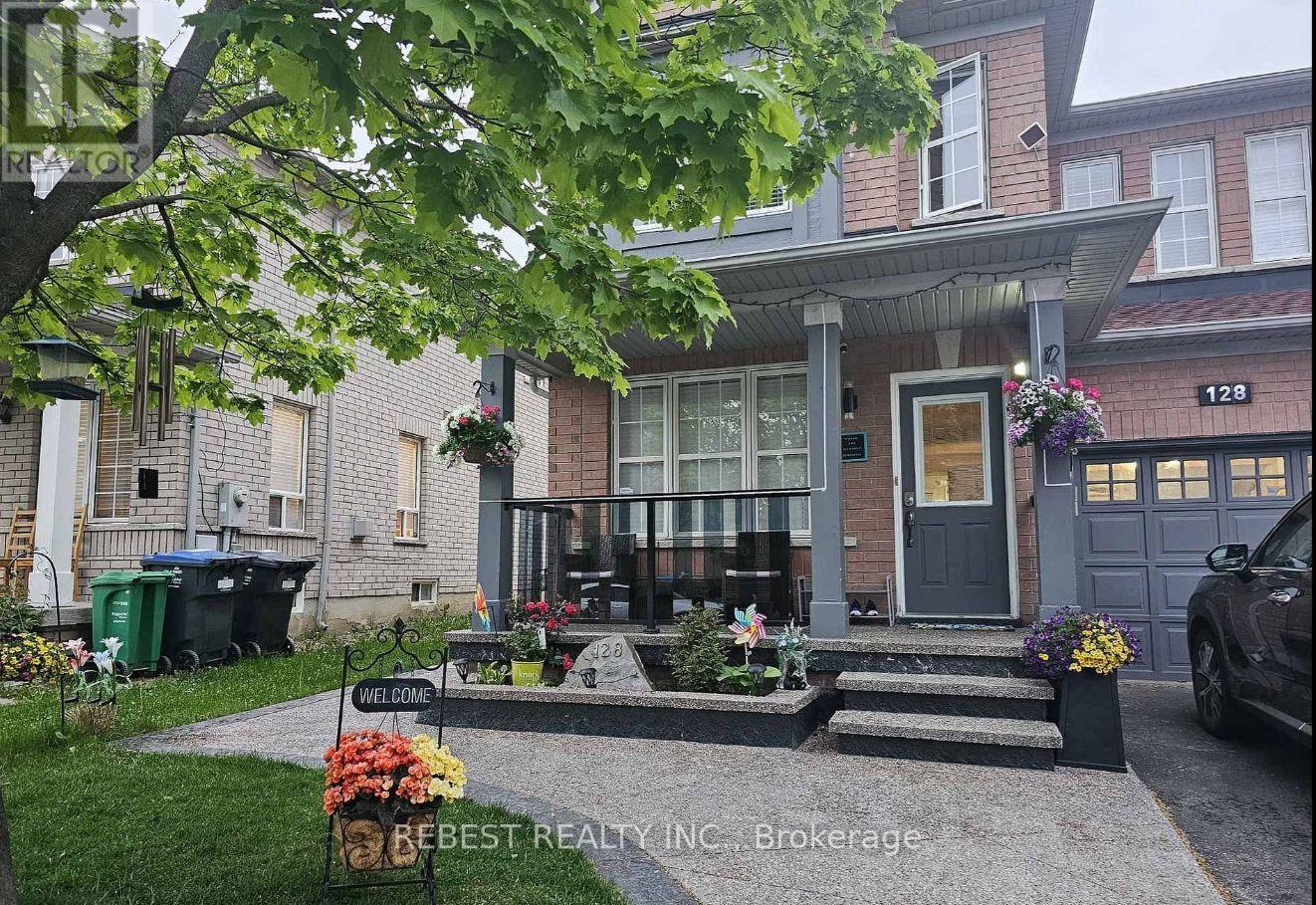 128 STARHILL CRESCENT, Brampton, Ontario
