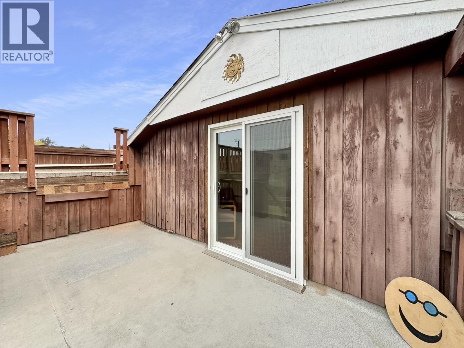 330 Cedar Avenue, 100 Mile House, British Columbia  V0J 2E0 - Photo 6 - C8079494