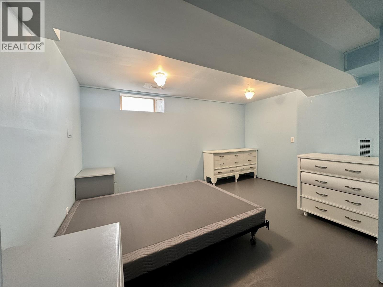 330 Cedar Avenue, 100 Mile House, British Columbia  V0J 2E0 - Photo 20 - C8079494